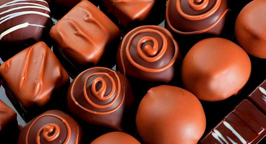 Сладкоежкам посвящается! Скидка 50% на мастер класс «Изготовление шоколадных конфет» от компании «Шоколадная мечта».