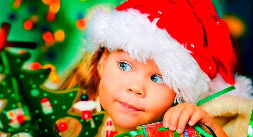 Волшебный подарок от Снегурочки и Деда Мороза! Оригинальное поздравление вашего ребёнка с Новым годом со скидкой 70%.