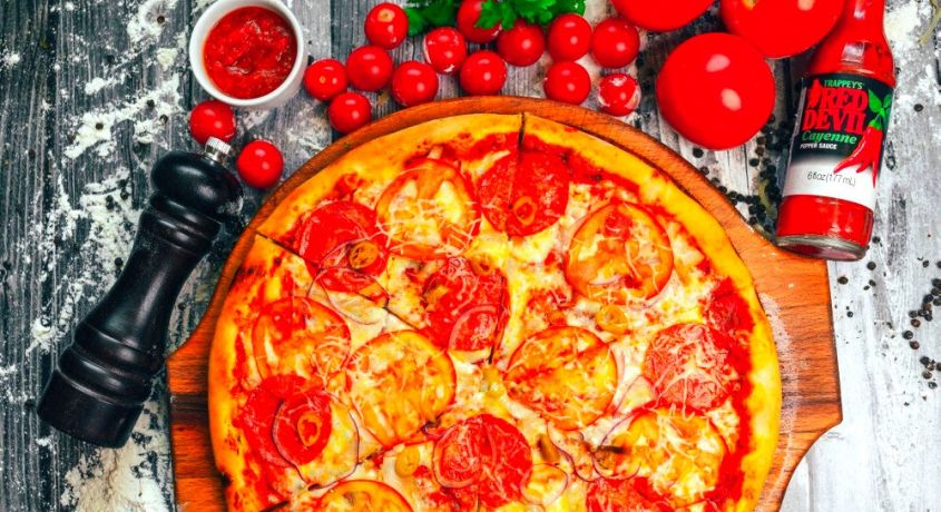 Изысканный вкус, оперативная доставка! Скидка 50% на все итальянские пиццы от службы доставки «Мэтр Вкуса».