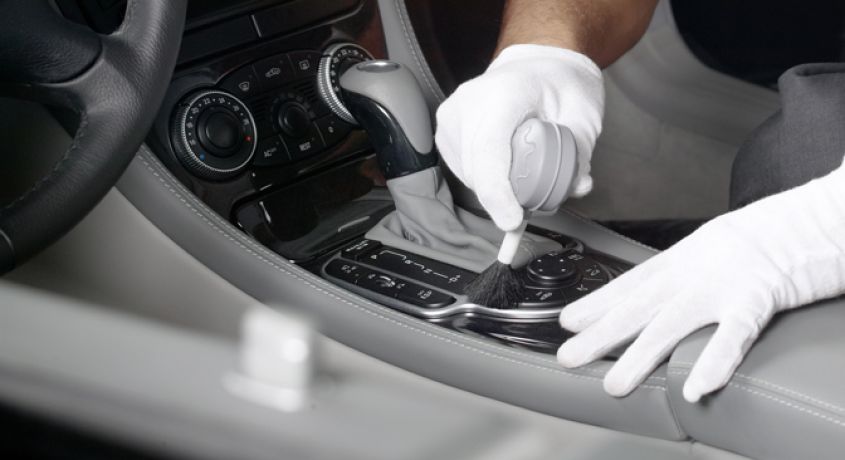 Ваша машина засияет чистотой! Химчистка автомобиля со скидкой 50% от автосервиса «СтайлингАвто».