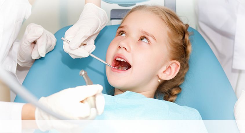 Все еще боитесь лечить зубы? Скидка 50% на Инновационный метод лечения кариеса без сверления зубов в стоматологии «Здравия».