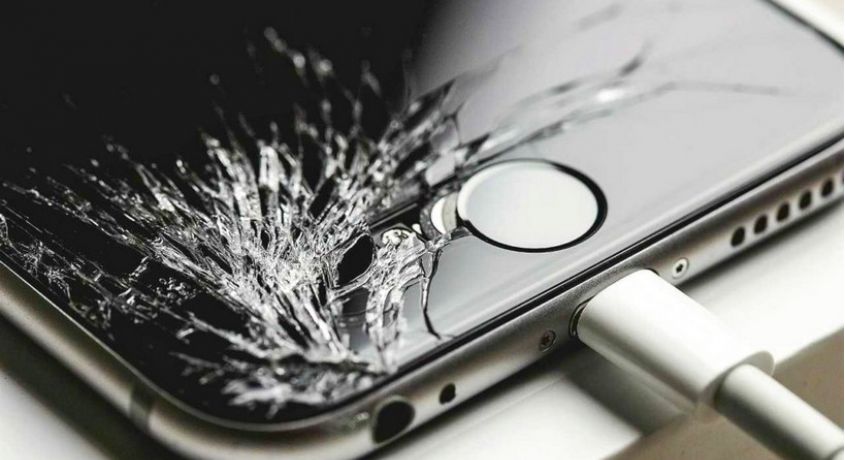 Скидка 60% на защитные стекла, бесплатную установку + 50% скидки на ремонт любого iPhone от сервисного центра «iSHOP».