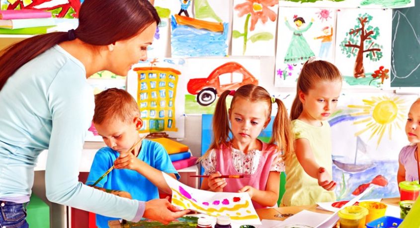 Скидка 50% на месяц посещения детского сада в поселке Боголюбово от детского центра «Краски Детства».
