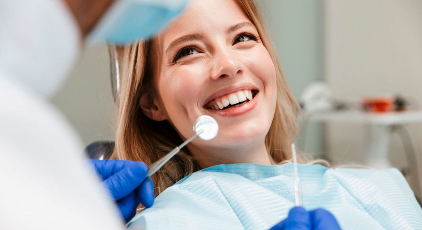 Теперь Вы будете улыбаться чаще! Скидка 69% на комплексную процедуру полости рта по евростандарту от стоматологической клиники «Айболит»!