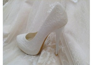 Модель 007 - свадебные туфли с узором (закрытые)