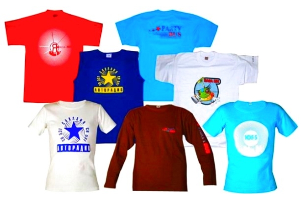 Нанесение логотипов на футболки, спец одежду