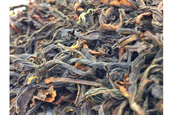 Красный чай «Золотые Брови из Тун Му»