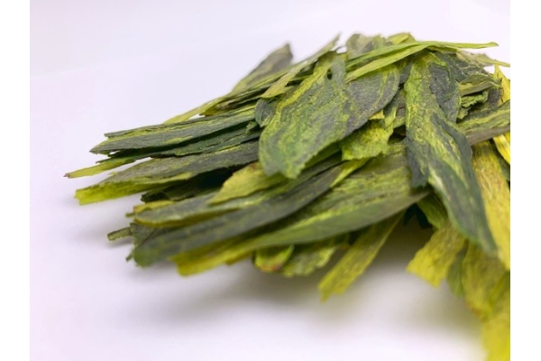 Тай Пин Хоу Куй (зеленый плоский чай из провинции Аньхой, уезд Тай Пин)