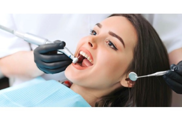 Восстановление целостности зубного ряда съемными мостовидными протезами (акриловый) 