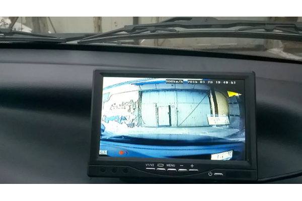 Видеонаблюдение в легковой автомобиль