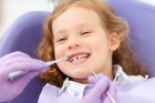 Лечение кариеса у детей молочный зуб
