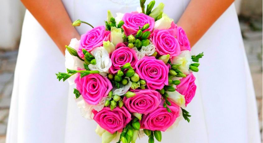 Самые важные цветы! Любой свадебный букет со скидкой 50% + бутоньерка в подарок в цветочной мастерской «25 цветов».