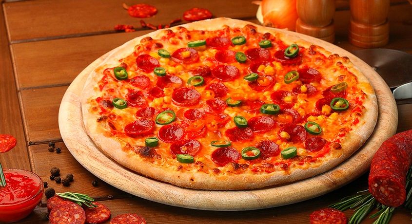 Хватит на всех! Пицца-сет: 4 кг пиццы (4 вкусных пиццы) со скидкой 54% от службы доставки «Эпатаж».