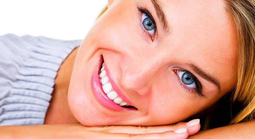 Ваша красивая улыбка! Скидка 50% на реставрацию передних зубов от клиники «Айболит».