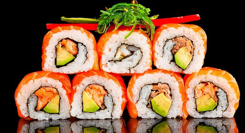 Для любителей японской кухни! Доставка суши и роллов со скидкой 50% от компании «Мегаролл».