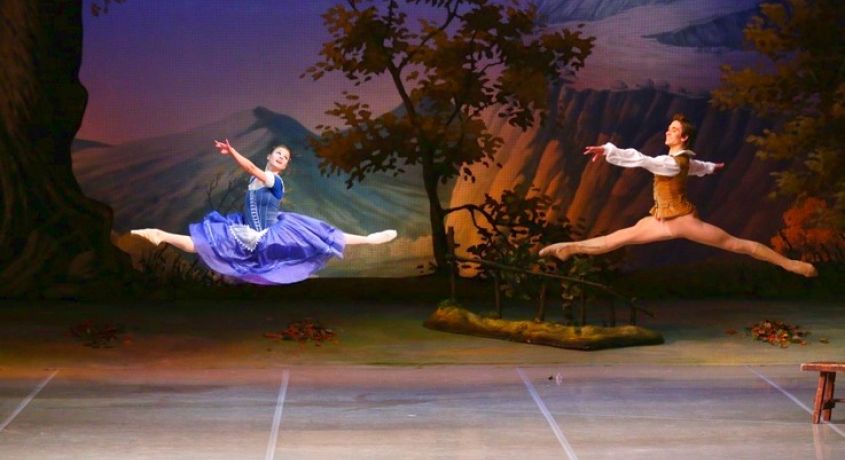 Постановка Московского театра «Корона Русского Балета»! Билеты на балет в 2-х действиях «Жизель» со скидкой 50%.