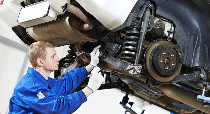 Не упусти выгодные скидки! Замена масла в двигателе, ремонт глушителей, замена тормозных колодок со скидкой 50% от автосервиса «CarMaster33».
