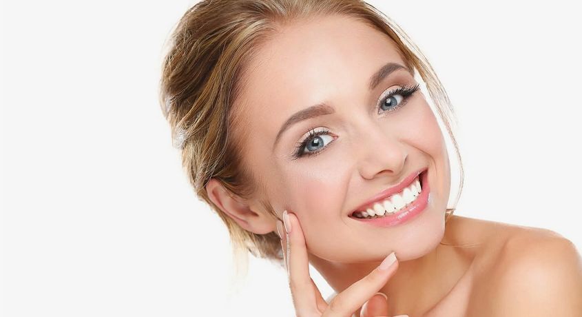 Хотите иметь белоснежные улыбку? Скидка 50% на отбеливание зубов «Amazing White» от клиники современной стоматологии «Дента Аrt».