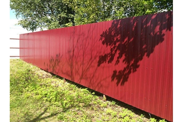 Забор из профлиста 2,5 м С8  с двухсторонним полимерным покрытием 