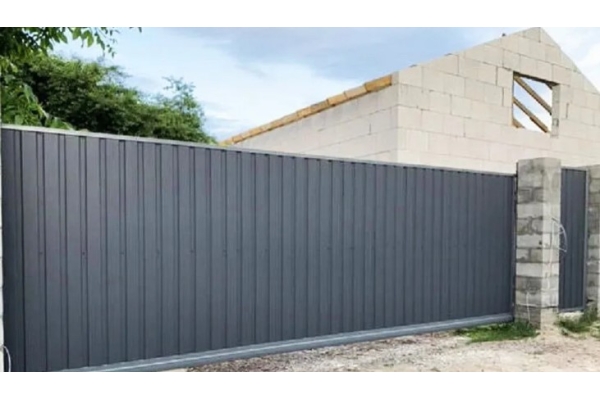 Забор из профлиста 3, 00 м С8  с двухсторонним полимерным покрытием 