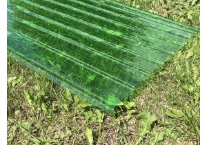 Профлист пластиковый прозрачный зеленый 1,5м х 0,9м