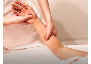 Мануальный массаж рук