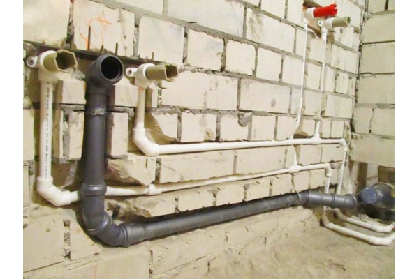 Разводка труб канализации (без штробления)