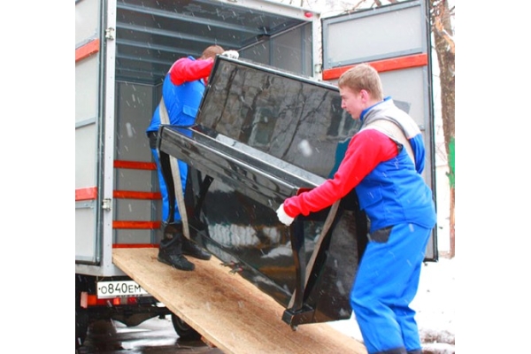 Грузчики по перемещению тяжелых грузов (свыше 150 кг)