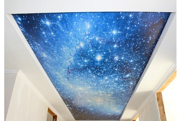 Фотопечать на потолке звезды