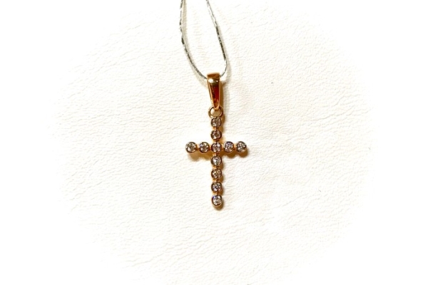 Крестик золотой женский с бриллиантами