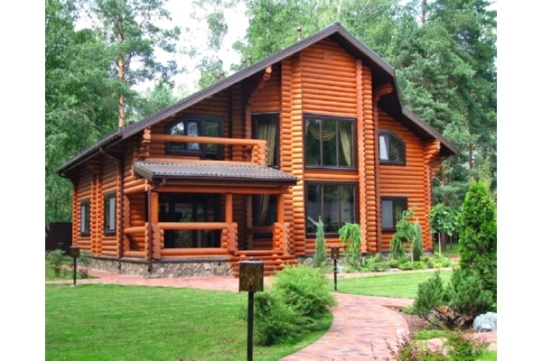 Проект двухэтажного деревянного дома из бревна