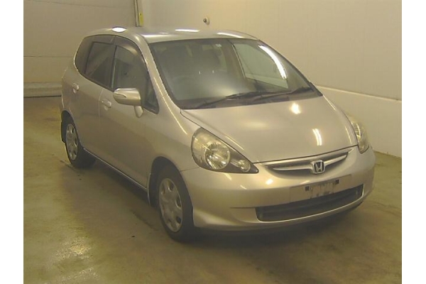 Honda FIT GD1 - 2004 год