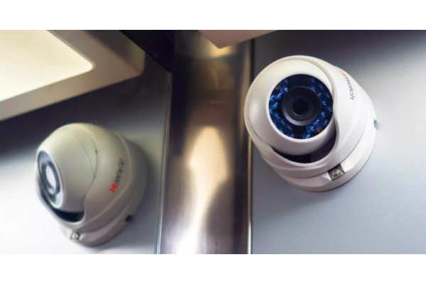 Установка видеонаблюдения в лифте многоквартирного дома