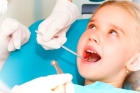 Лечение осложненного кариеса молочного зуба биологическим методом