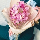 Букет из 9 розовых орхидей 