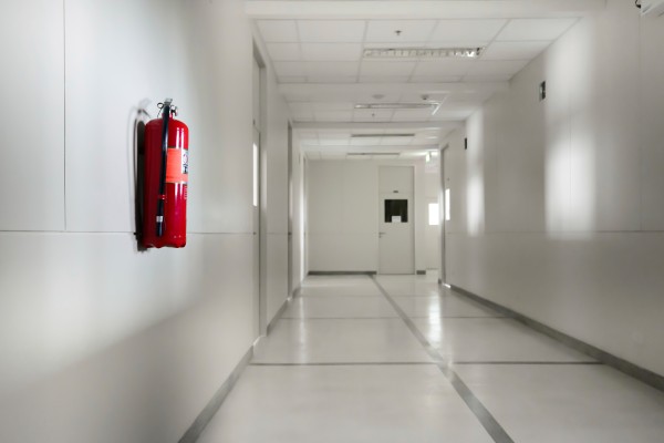 Требования пожарной безопасности к офисным зданиям и помещениям